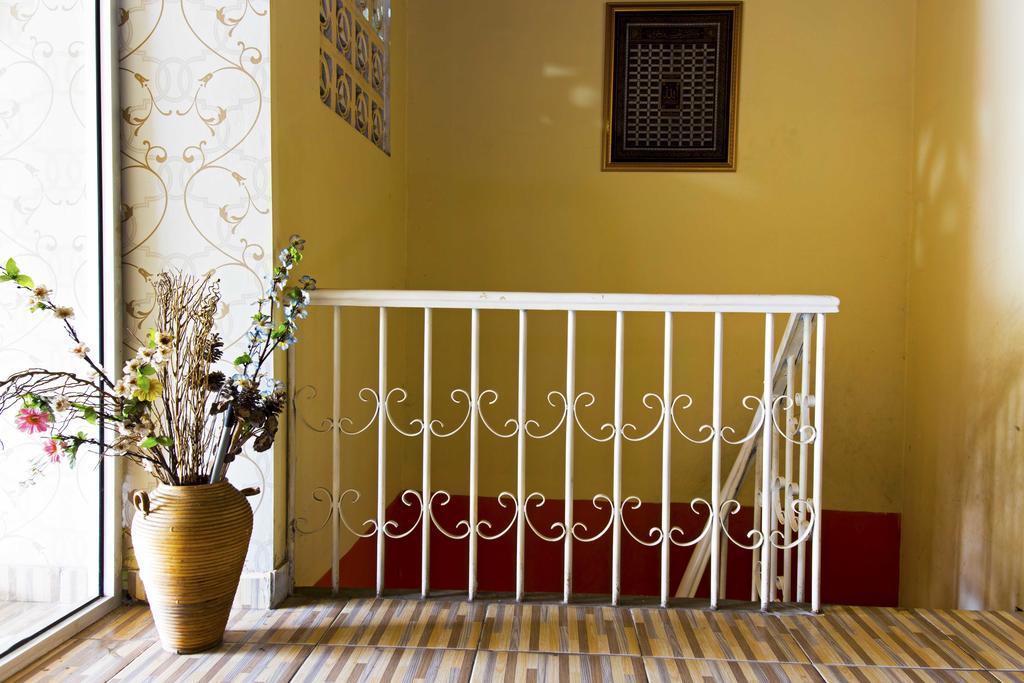 Reddoorz @ Tebet Asem Baris Hotel Jakarta Exterior photo